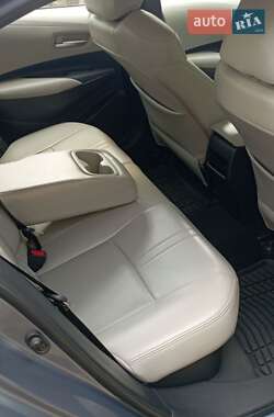 Седан Toyota Corolla 2019 в 