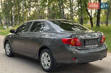 Седан Toyota Corolla 2008 в Охтирці