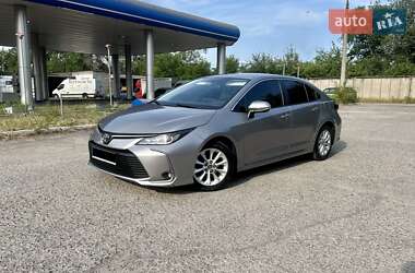 Седан Toyota Corolla 2019 в Каменском