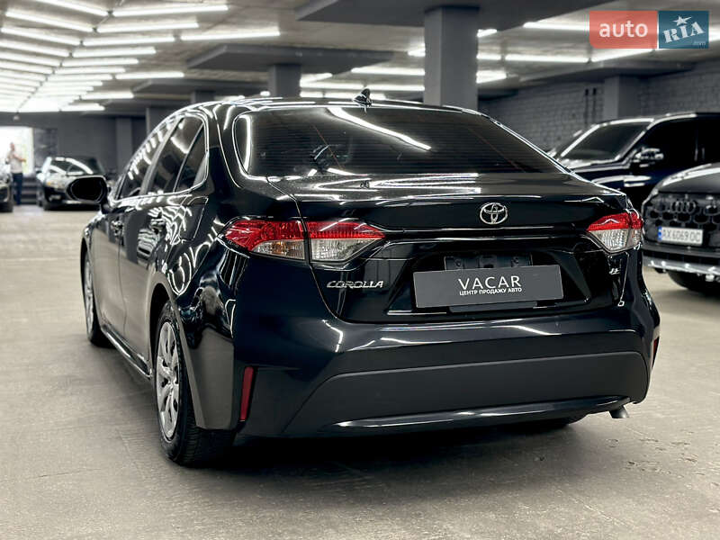 Седан Toyota Corolla 2020 в Харькове