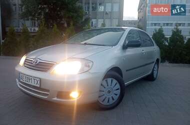 Седан Toyota Corolla 2004 в Днепре