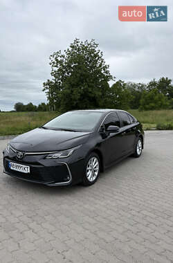 Седан Toyota Corolla 2019 в Тульчине