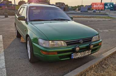 Универсал Toyota Corolla 1995 в Одессе