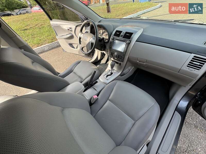 Седан Toyota Corolla 2008 в Одесі