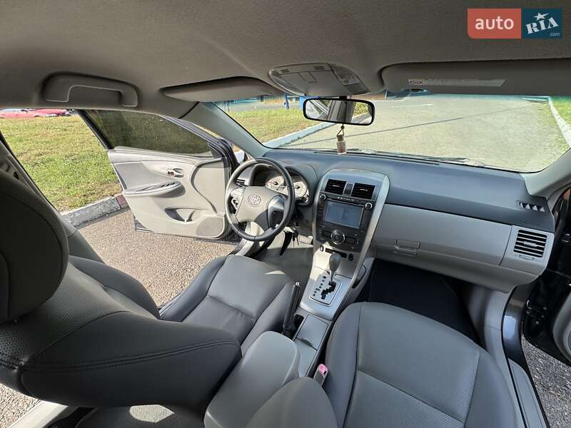 Седан Toyota Corolla 2008 в Одесі