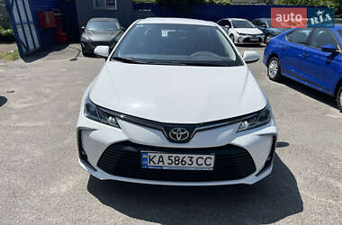 Седан Toyota Corolla 2021 в Киеве