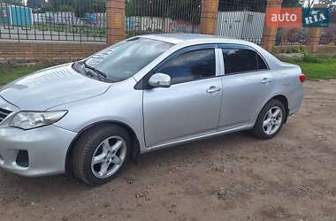 Седан Toyota Corolla 2013 в Конотопе