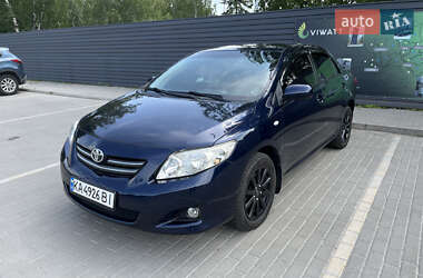 Седан Toyota Corolla 2008 в Киеве