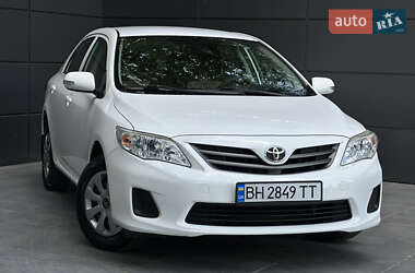 Седан Toyota Corolla 2010 в Одесі