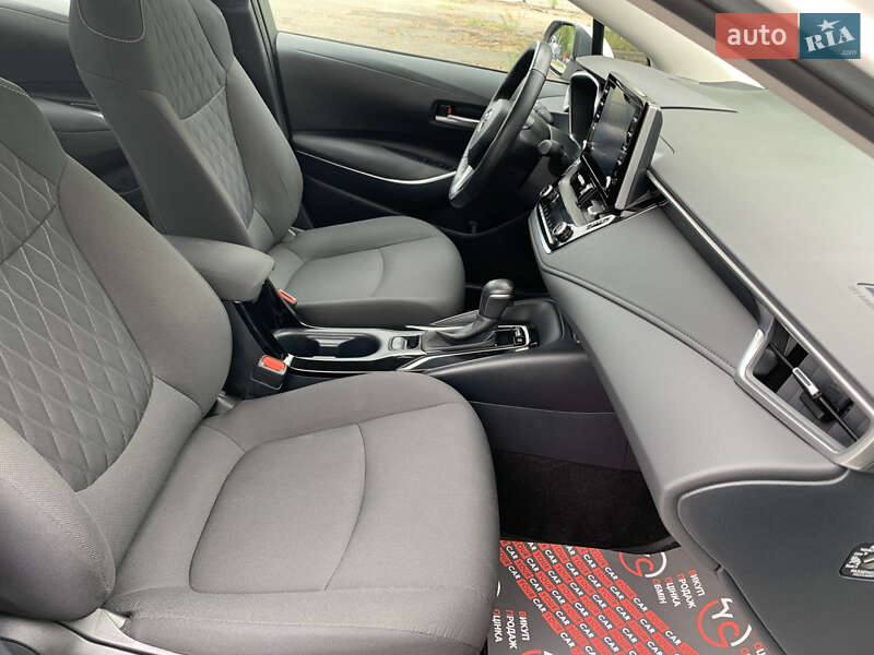 Седан Toyota Corolla 2020 в Києві