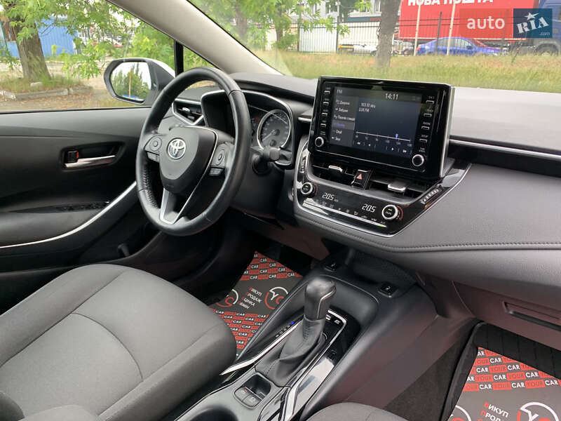 Седан Toyota Corolla 2020 в Києві