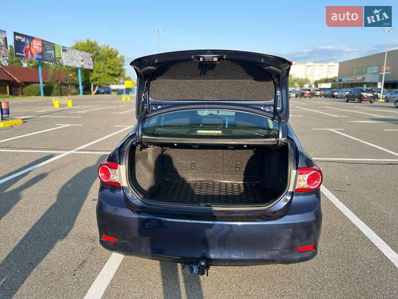 Седан Toyota Corolla 2010 в Борисполі