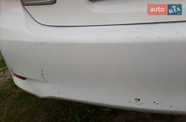Седан Toyota Corolla 2012 в 
