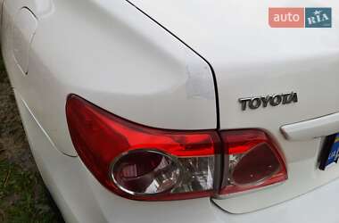 Седан Toyota Corolla 2012 в 