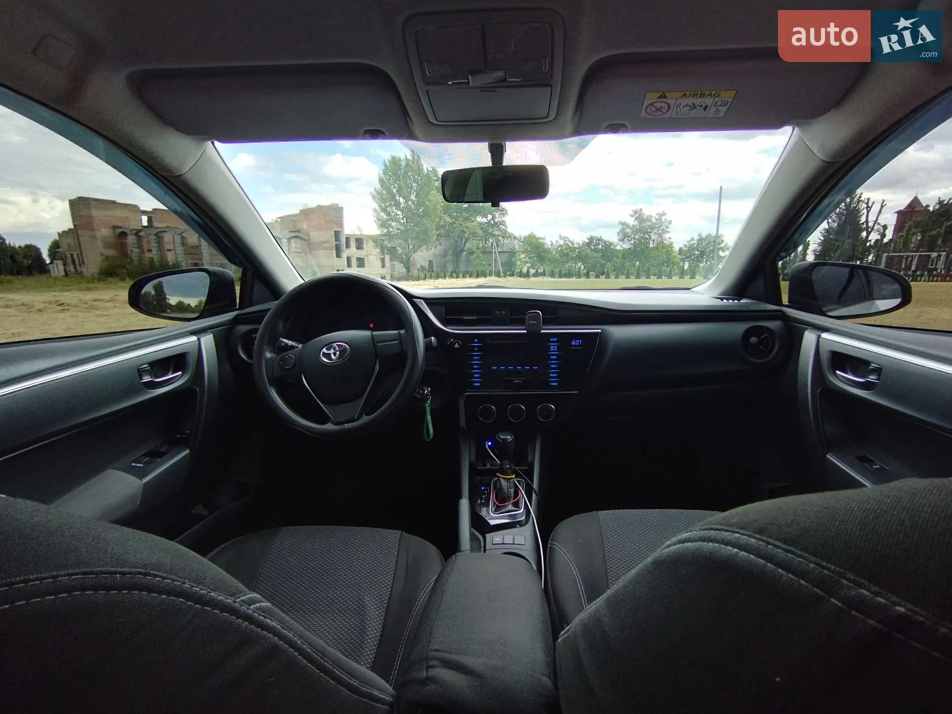 2017 Toyota Corolla - мініатюра 17
