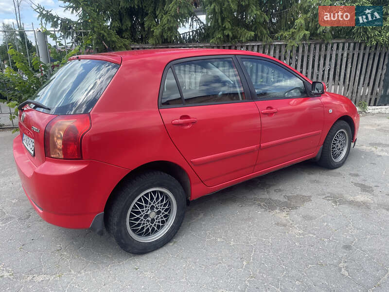 Хэтчбек Toyota Corolla 2006 в Звенигородке