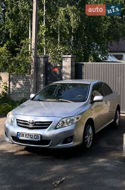 Седан Toyota Corolla 2008 в Кропивницькому