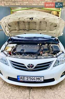 Седан Toyota Corolla 2012 в 