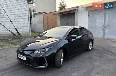 Седан Toyota Corolla 2019 в Тульчині