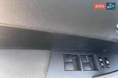Седан Toyota Corolla 2013 в 