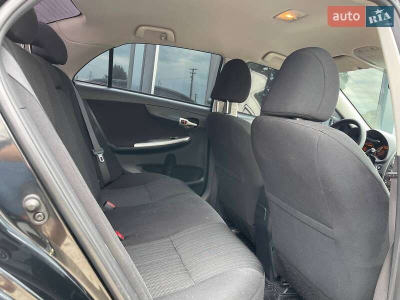 Седан Toyota Corolla 2008 в Киеве