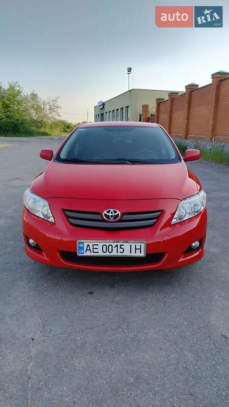 Седан Toyota Corolla 2009 в Новомосковске