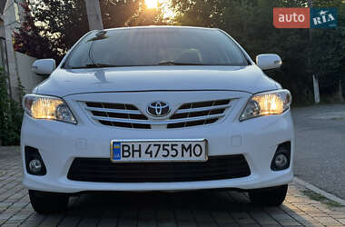 Седан Toyota Corolla 2010 в 