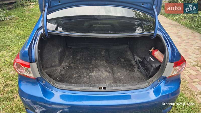 Седан Toyota Corolla 2011 в Києві