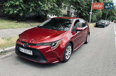 Седан Toyota Corolla 2021 в Киеве