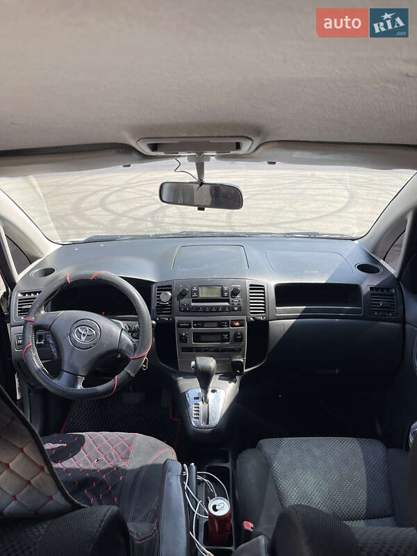 Универсал Toyota Corolla 2003 в Киеве