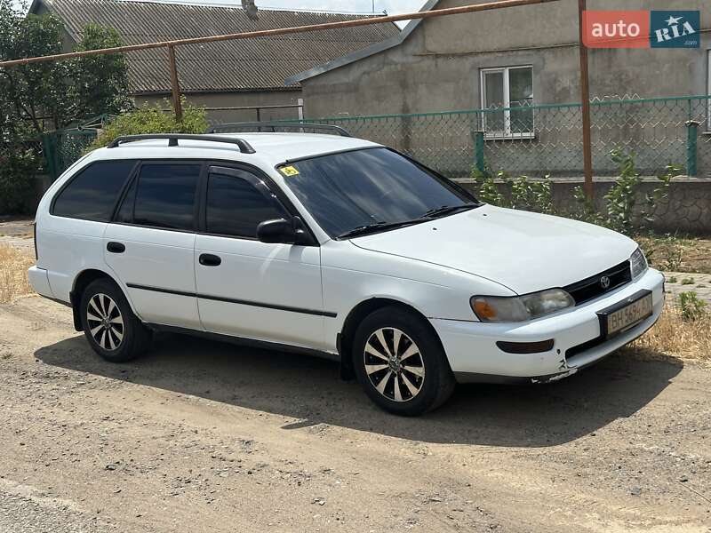Универсал Toyota Corolla 1993 в Одессе