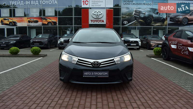 Седан Toyota Corolla 2014 в Житомире