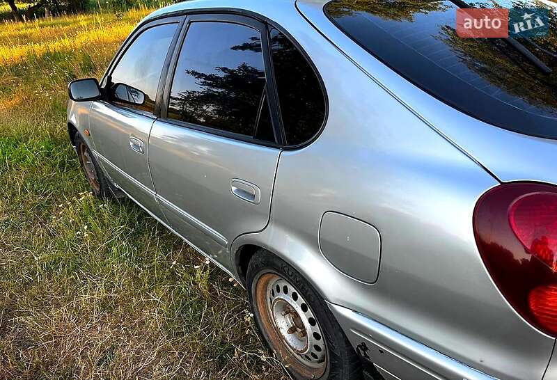 Хэтчбек Toyota Corolla 1997 в Саврани