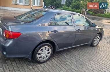 Седан Toyota Corolla 2008 в Львове