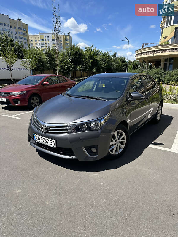 Toyota Corolla 2013