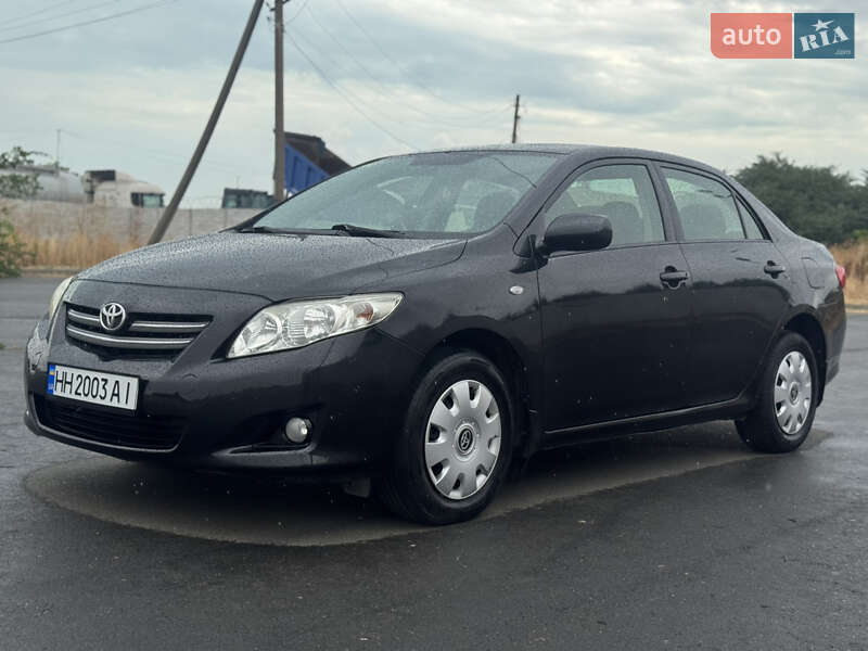 Седан Toyota Corolla 2008 в Одессе