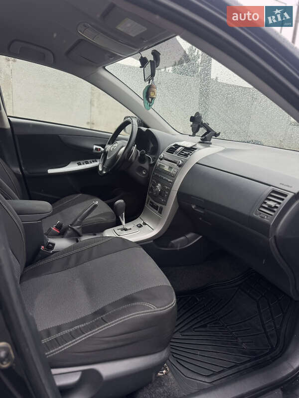 Седан Toyota Corolla 2008 в Одессе