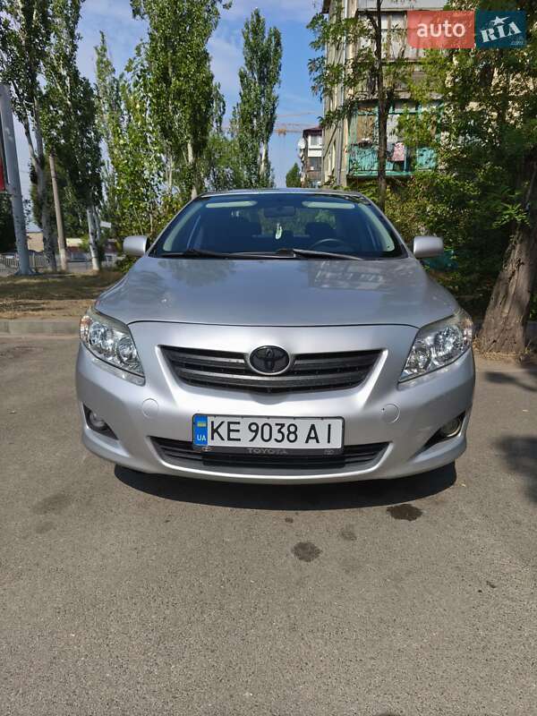 Седан Toyota Corolla 2007 в 