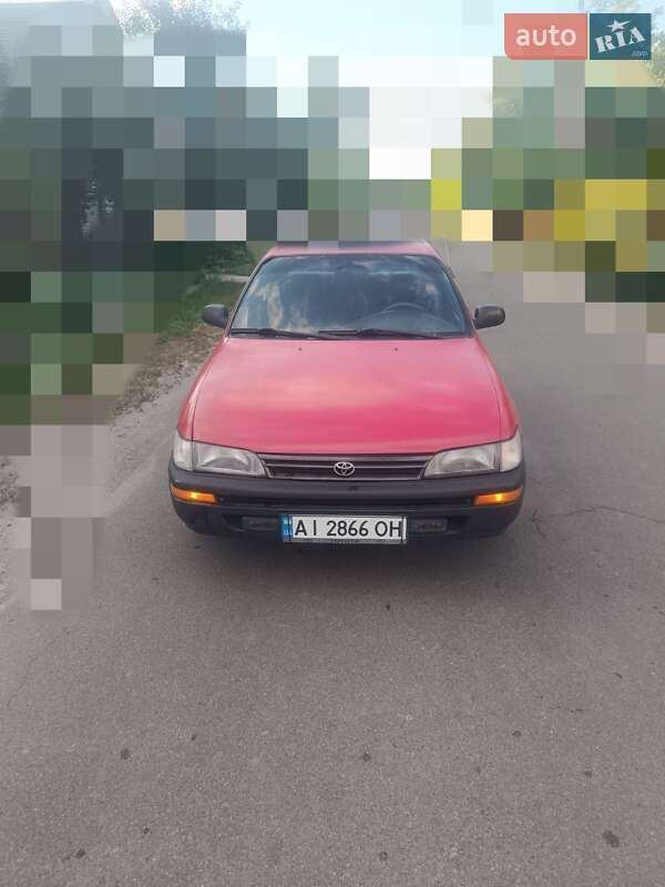 Седан Toyota Corolla 1992 в Немишаево