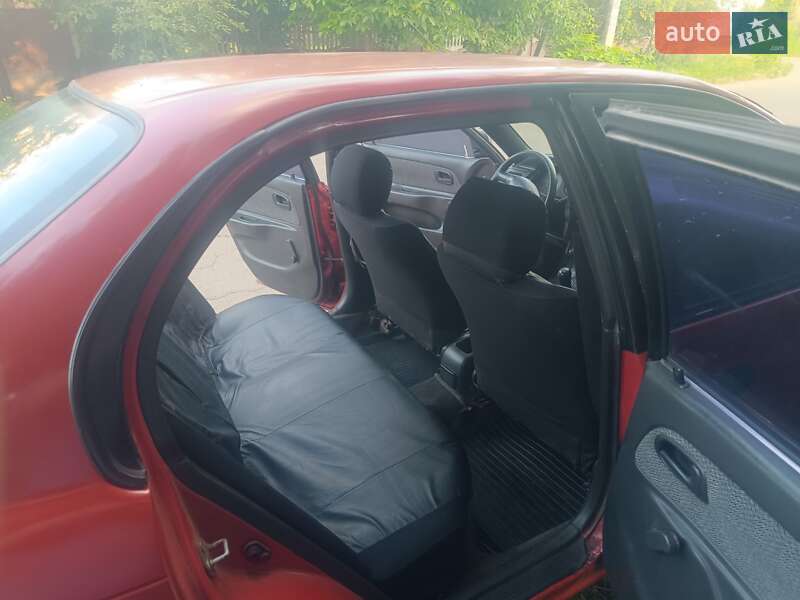 Седан Toyota Corolla 1992 в Немишаево