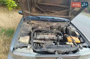 Хэтчбек Toyota Corolla 1987 в 
