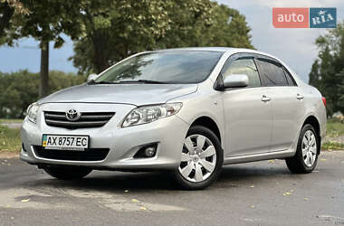 Седан Toyota Corolla 2008 в Харкові