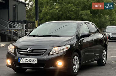 Седан Toyota Corolla 2008 в Зборові