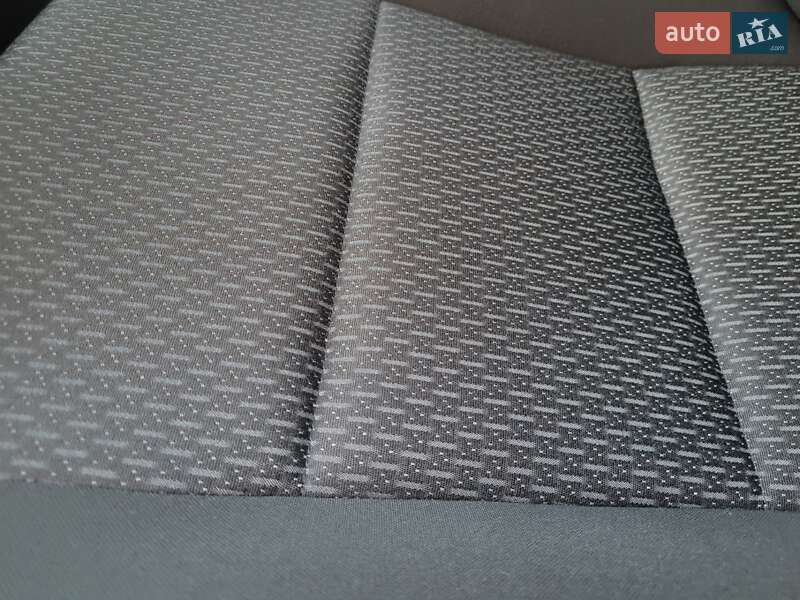 Седан Toyota Corolla 2014 в Миргороде