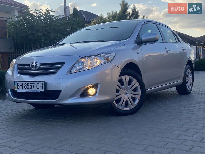 Седан Toyota Corolla 2008 в Одессе