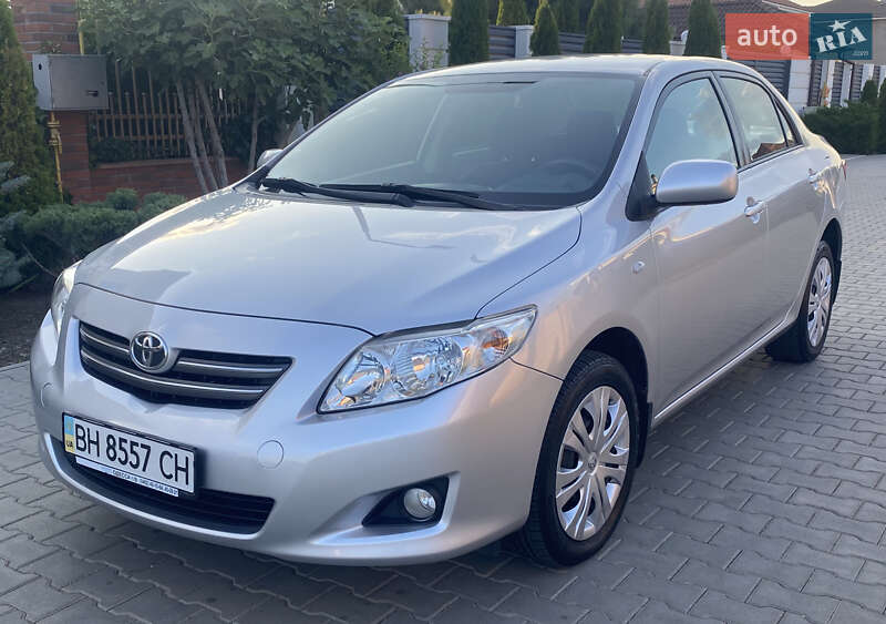 Седан Toyota Corolla 2008 в Одессе