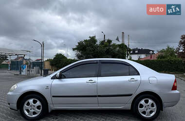 Седан Toyota Corolla 2003 в 
