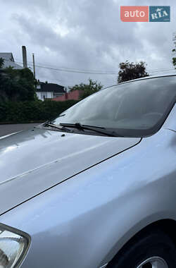Седан Toyota Corolla 2003 в 