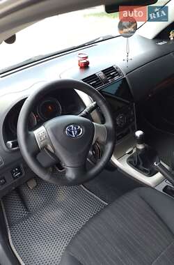 Седан Toyota Corolla 2008 в 