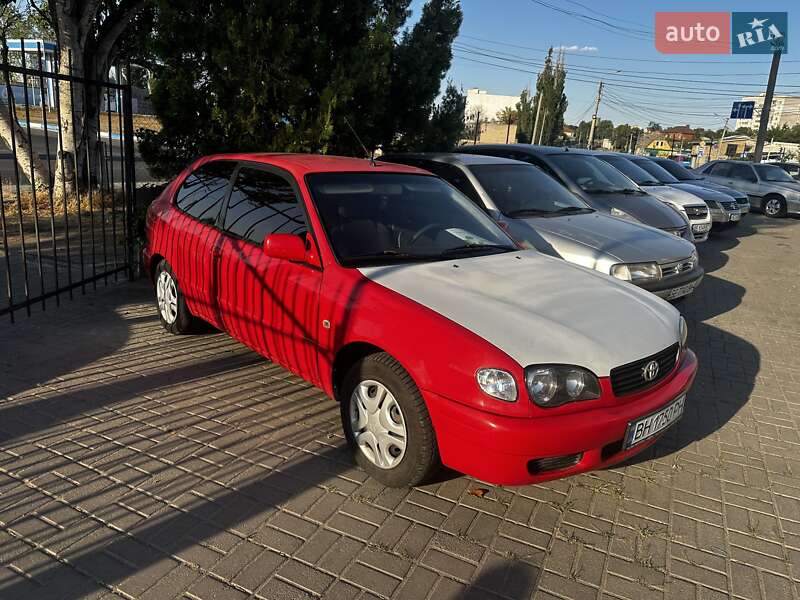 Toyota Corolla 2000